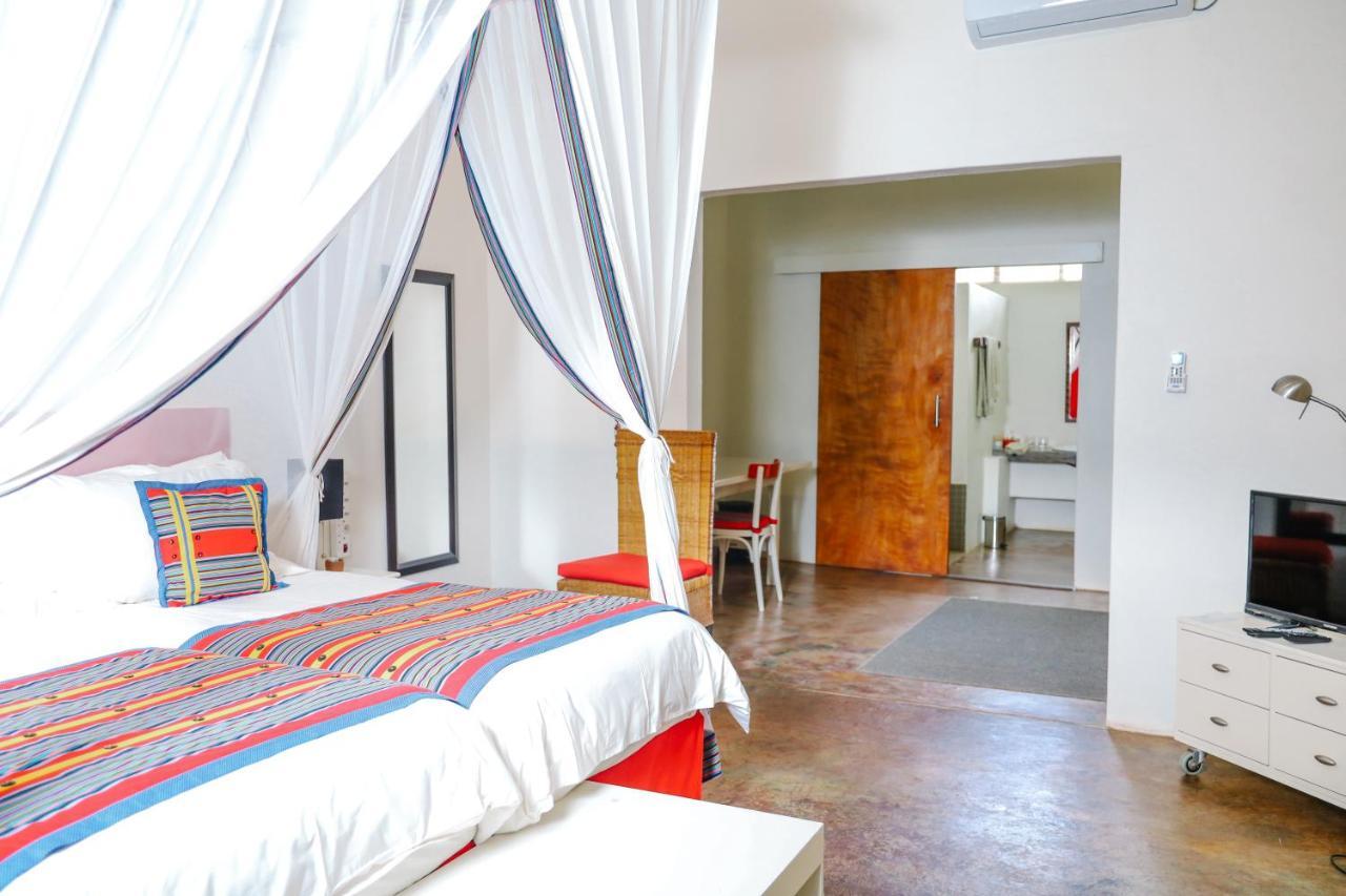 Madi A Thavha Mountain Lodge Louis Trichardt Extérieur photo