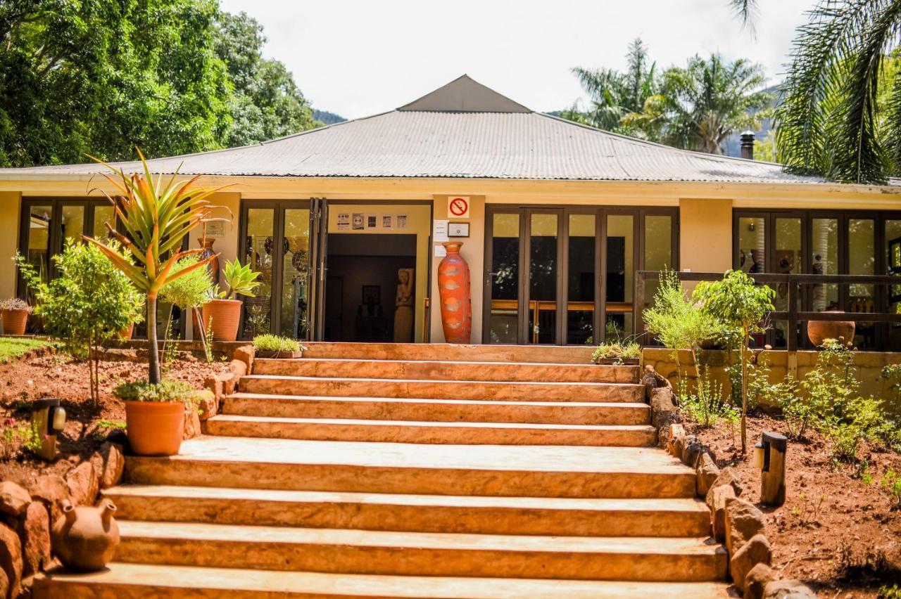 Madi A Thavha Mountain Lodge Louis Trichardt Extérieur photo