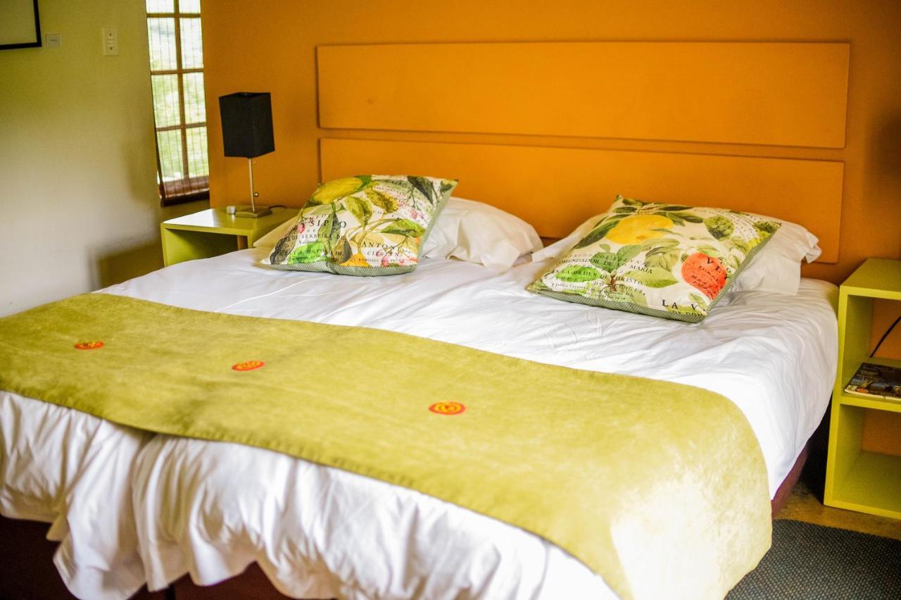 Madi A Thavha Mountain Lodge Louis Trichardt Extérieur photo