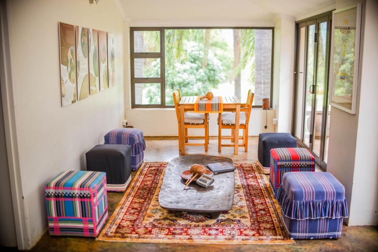Madi A Thavha Mountain Lodge Louis Trichardt Extérieur photo